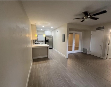 1109 E Broward Boulevard - Photo Thumbnail 4