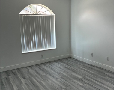 4309 Se Scotland Cay Way - Photo Thumbnail 24