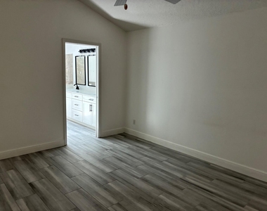 4309 Se Scotland Cay Way - Photo Thumbnail 11
