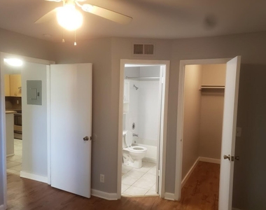 4088 Nw 87th Avenue - Photo Thumbnail 1