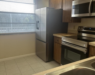 3507 Village Boulevard - Photo Thumbnail 3