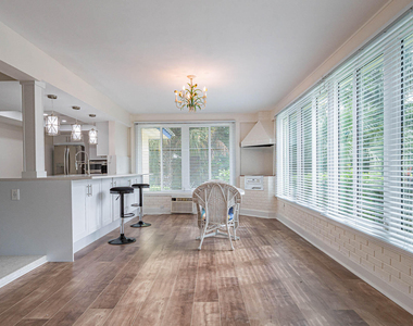 626 Honeysuckle Lane - Photo Thumbnail 9