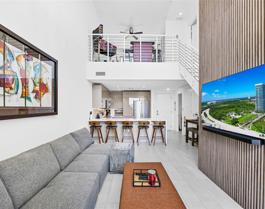 2000 Metropica Way - Photo Thumbnail 5