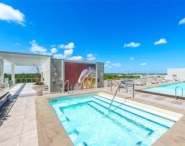 2000 Metropica Way - Photo Thumbnail 19