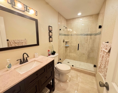 512 High Point Drive - Photo Thumbnail 6