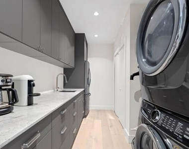 21 Duke Drive - Photo Thumbnail 5