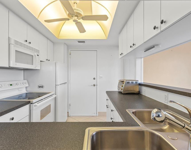 4010 Galt Ocean Drive - Photo Thumbnail 4