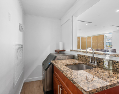 4010 Galt Ocean Drive - Photo Thumbnail 33