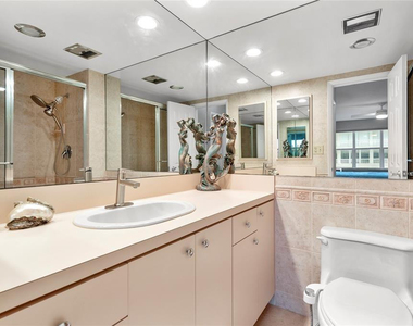 4010 Galt Ocean Drive - Photo Thumbnail 19