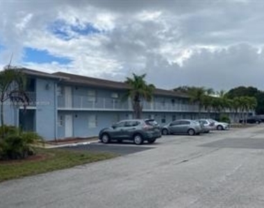 617 Ixoria Avenue - Photo Thumbnail 5