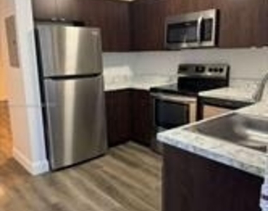617 Ixoria Avenue - Photo Thumbnail 1
