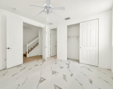 810 Marina Del Ray - Photo Thumbnail 21
