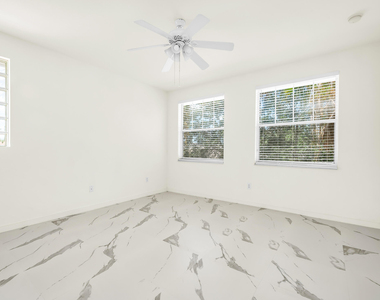 810 Marina Del Ray - Photo Thumbnail 29