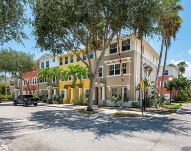 810 Marina Del Ray - Photo Thumbnail 10