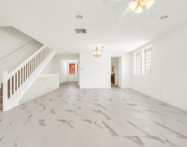 810 Marina Del Ray - Photo Thumbnail 24