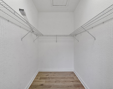 8332 Nw 7th Court - Photo Thumbnail 18