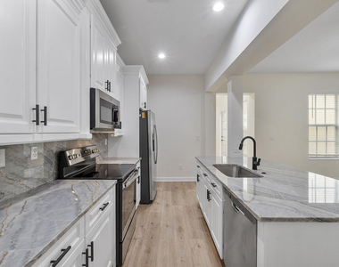 8332 Nw 7th Court - Photo Thumbnail 14