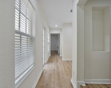 8332 Nw 7th Court - Photo Thumbnail 8