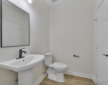 8332 Nw 7th Court - Photo Thumbnail 10