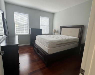 225 Murcia Drive - Photo Thumbnail 4