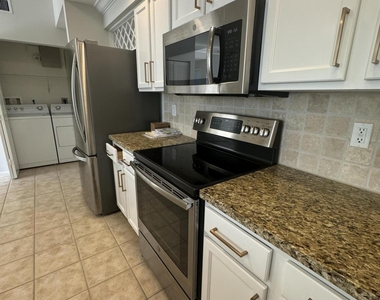 225 Murcia Drive - Photo Thumbnail 2
