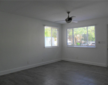 110 Ne 16th Terrace - Photo Thumbnail 12