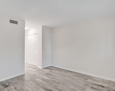 115 Sw 1st Avenue - Photo Thumbnail 14