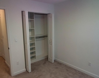 4303 Hammock Grove Drive - Photo Thumbnail 29
