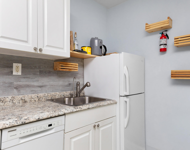 505 Ne 20th Avenue - Photo Thumbnail 8