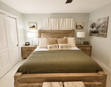 4245 Ne Sunset Drive - Photo Thumbnail 7