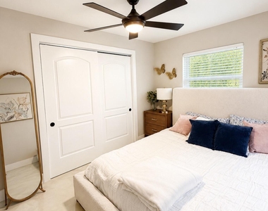 4245 Ne Sunset Drive - Photo Thumbnail 5