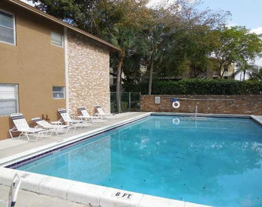 8393 Royal Palm Boulevard - Photo Thumbnail 23