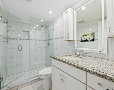170 Se 5th Avenue - Photo Thumbnail 9