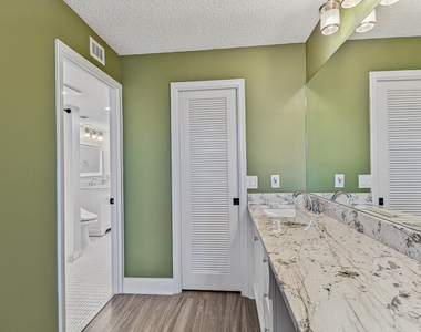 4 Royal Palm Way - Photo Thumbnail 19