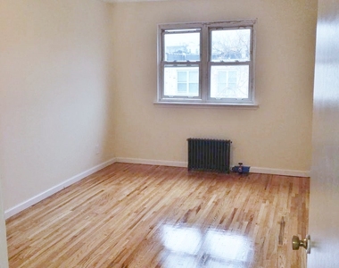25-22 47th Street - Photo Thumbnail 6