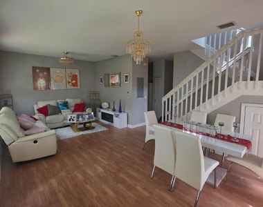 1309 N Santa Catalina Circle - Photo Thumbnail 8