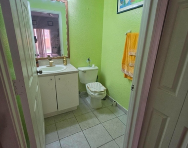 1309 N Santa Catalina Circle - Photo Thumbnail 3