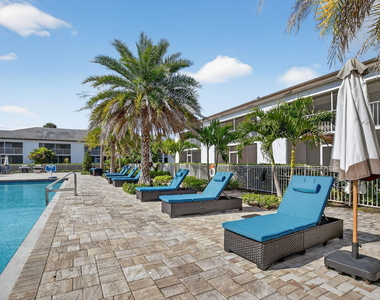 100 W Hidden Valley Boulevard - Photo Thumbnail 12