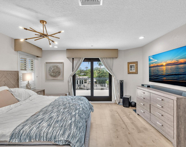 749 Sw 2nd Street - Photo Thumbnail 48