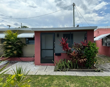 1734 Fletcher Street - Photo Thumbnail 13