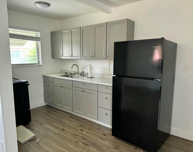 1734 Fletcher Street - Photo Thumbnail 4