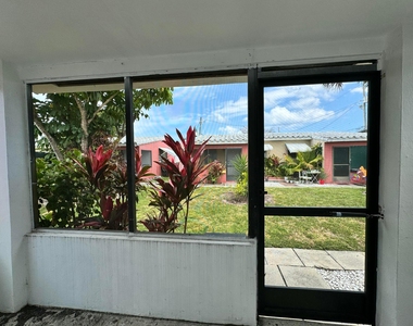 1734 Fletcher Street - Photo Thumbnail 11