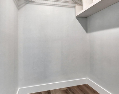 10920 Gable Street - Photo Thumbnail 13