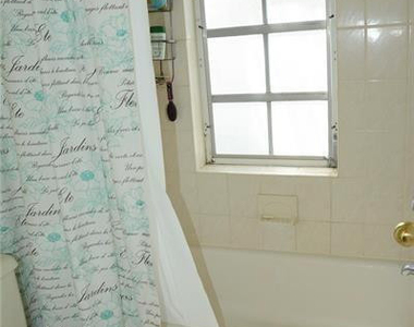 6499 Bay Club Drive - Photo Thumbnail 9