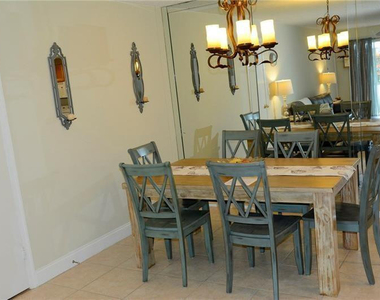 6499 Bay Club Drive - Photo Thumbnail 4