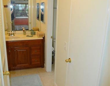 6499 Bay Club Drive - Photo Thumbnail 8