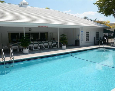 6499 Bay Club Drive - Photo Thumbnail 24