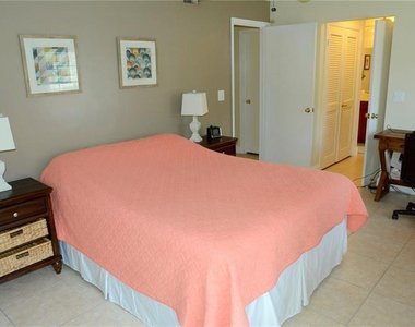 6499 Bay Club Drive - Photo Thumbnail 7