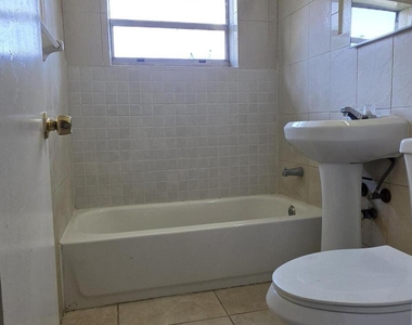 1135 Sharazad Boulevard - Photo Thumbnail 7