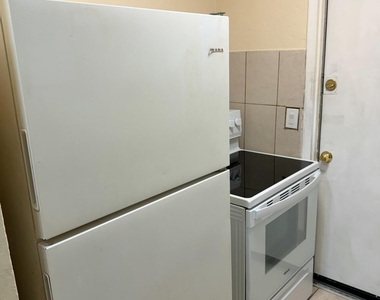 1135 Sharazad Boulevard - Photo Thumbnail 5